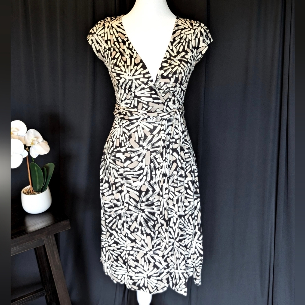 Vintage DVF Designer Dress Alternative to ASO Gilmore Girls Wrap Dress Size 2 XS
